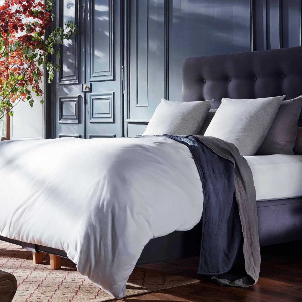 LMC_Vispring_Luxury_Bed_ShetlandSuperb_dressed